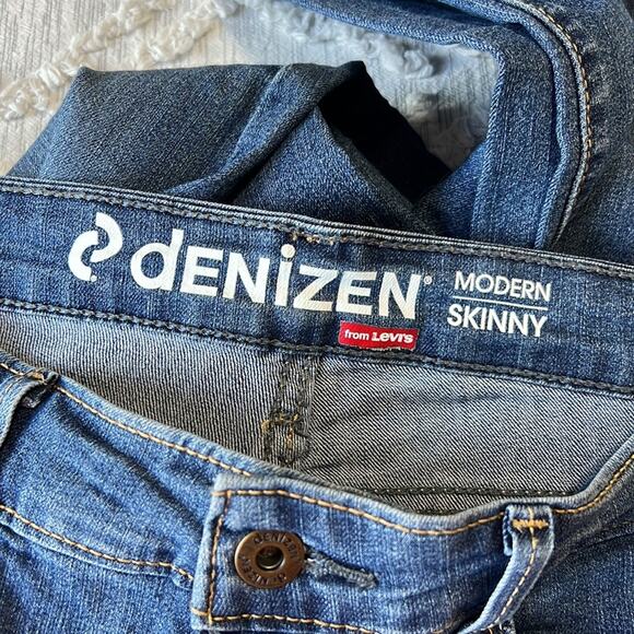 Levi’s Denizen Modern Skinny Women’s Jeans Dark Wash Size 12 - Picture 4 of 8